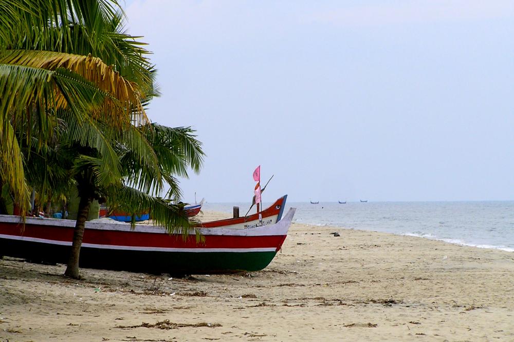 Alappuzha Beach or Alleppey beach (December 2020) Timings,Tickets ...