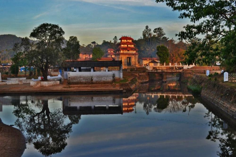 tourist places in sangam vihar delhi